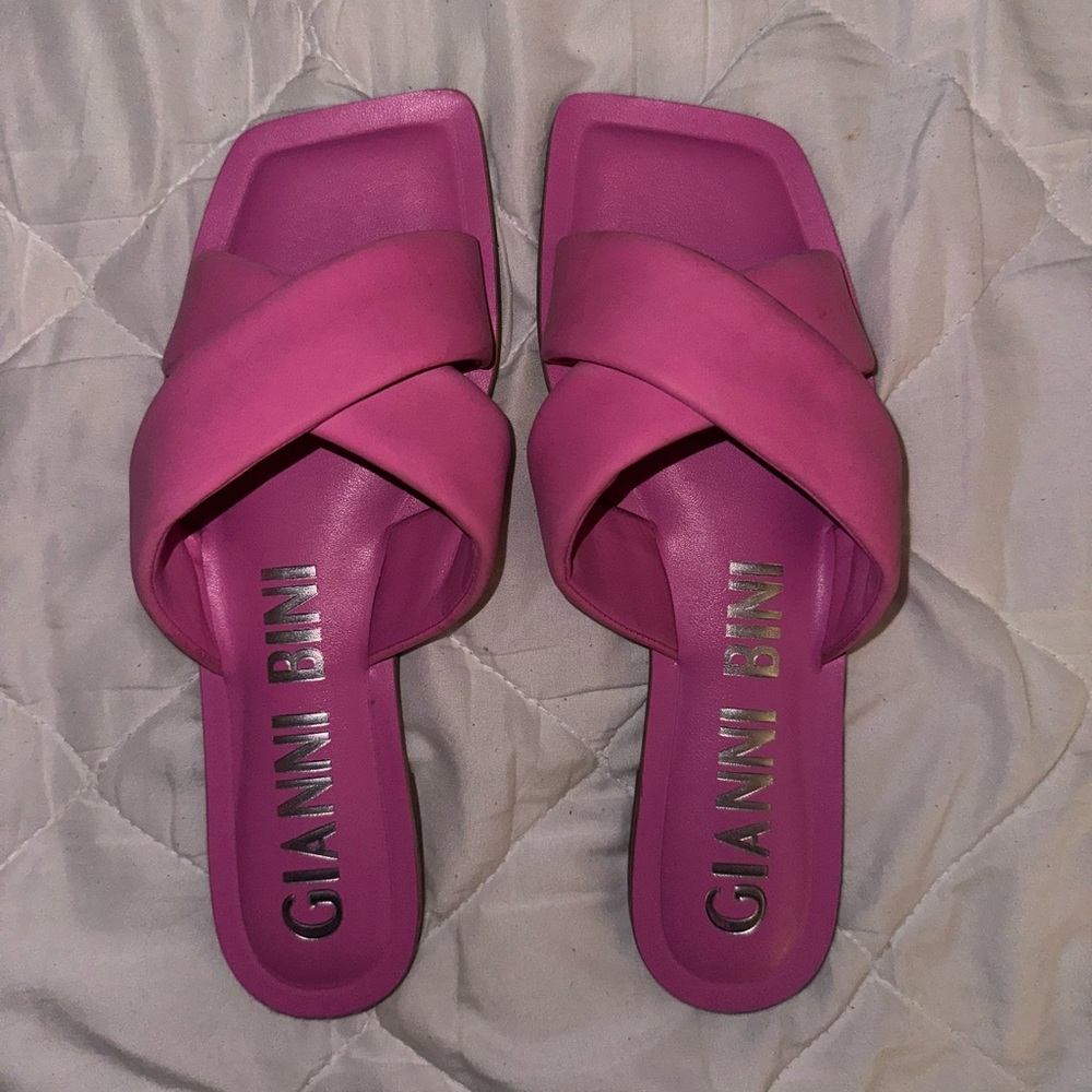 Gianni Bini Pink Minimalist Sandals